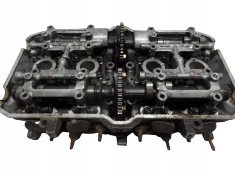 GŁOWICA CYLINDRA KOMPLETNA HONDA CBR 600 F1 PC 19 GŁOWICA CYLINDRA KOMPLETNA HONDA CBR 600 F1 PC 19