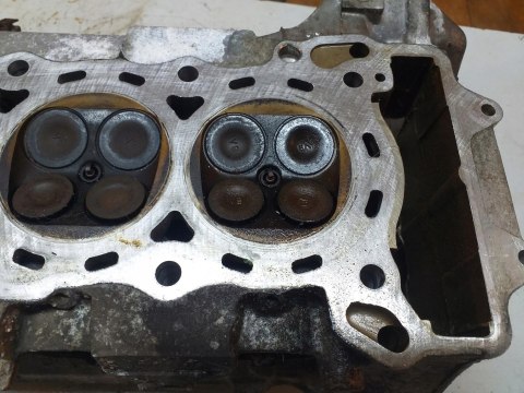 GŁOWICA CYLINDRA KPL HONDA CB 600 PC25E HORNET GŁOWICA CYLINDRA KPL HONDA CB 600 PC25E HORNET