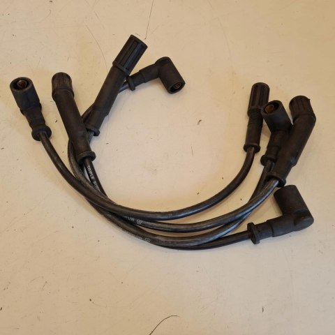 FIAT TEMPRA TIPO 1.8 PRZEWODY ZAPŁONOWE JANMOR FAS22 FIAT TEMPRA TIPO 1.8 PRZEWODY ZAPŁONOWE JANMOR FAS22