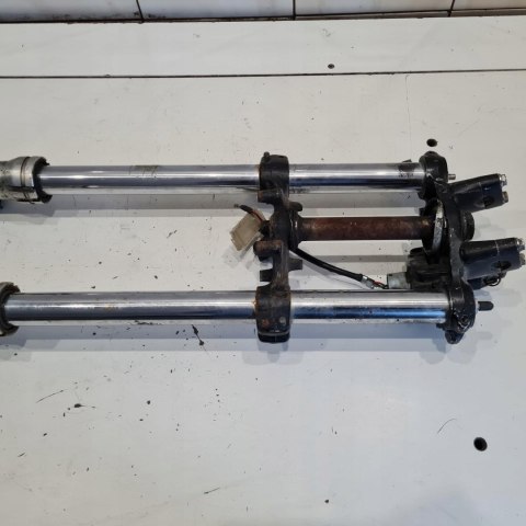 HONDA MTX 125 LAGI ZAWIESZENIE PRZÓD PÓŁKA GÓRNA DOLNA KOMPLET