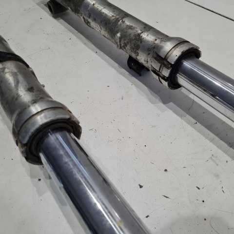 HONDA MTX 125 LAGI ZAWIESZENIE PRZÓD PÓŁKA GÓRNA DOLNA KOMPLET