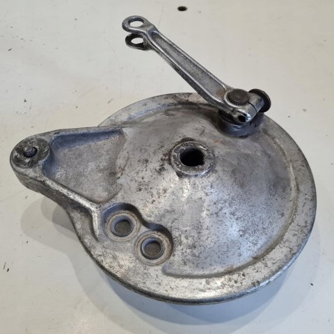HONDA VF 500 PC13 BĘBEN HAMULCOWY SZCZĘKI KPL HONDA VF 500 PC13 BĘBEN HAMULCOWY SZCZĘKI KPL