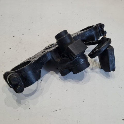 KAWASAKI GTR 1000 PÓŁKA GÓRNA ZAWIESZENIA