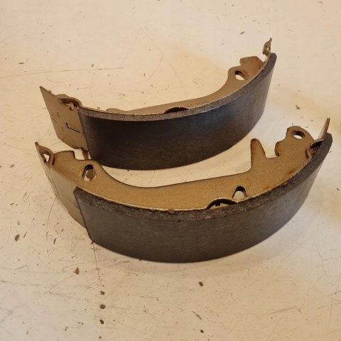 RENAULT CLIO I TWINGO I SZCZĘKI HAMULCOWE SAMKO 84880 RENAULT CLIO I TWINGO I SZCZĘKI HAMULCOWE SAMKO 84880