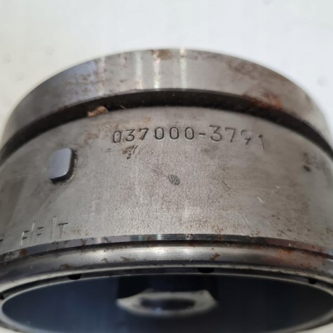 SUZUKI VZ 800 MARAUDER MAGNETO KOŁO MAGNESOWE SUZUKI VZ 800 MARAUDER MAGNETO KOŁO MAGNESOWE