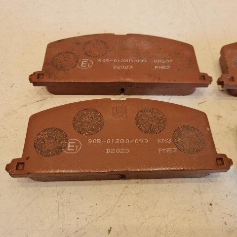 TOYOTA MR 2 PASEO COROLLA E11 KLOCKI HAMULCOWE KASHIYAMA D2023 TOYOTA MR 2 PASEO COROLLA E11 KLOCKI HAMULCOWE KASHIYAMA D2023
