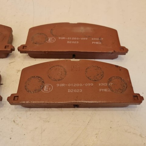 TOYOTA MR 2 PASEO COROLLA E11 KLOCKI HAMULCOWE KASHIYAMA D2023 TOYOTA MR 2 PASEO COROLLA E11 KLOCKI HAMULCOWE KASHIYAMA D2023