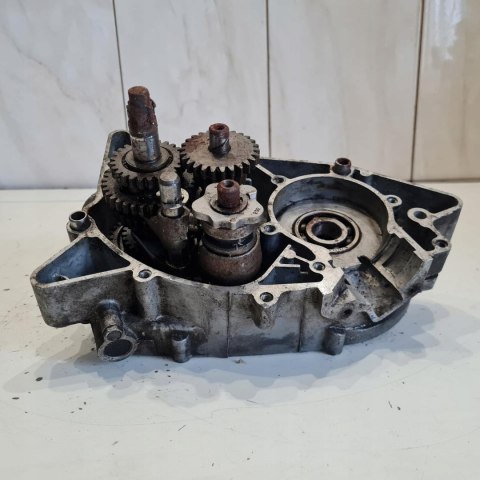 YAMAHA RD 50 KARTER OBUDOWA SKRZYNIA BIEGÓW KOMPLET YAMAHA RD 50 KARTER OBUDOWA SKRZYNIA BIEGÓW KOMPLET