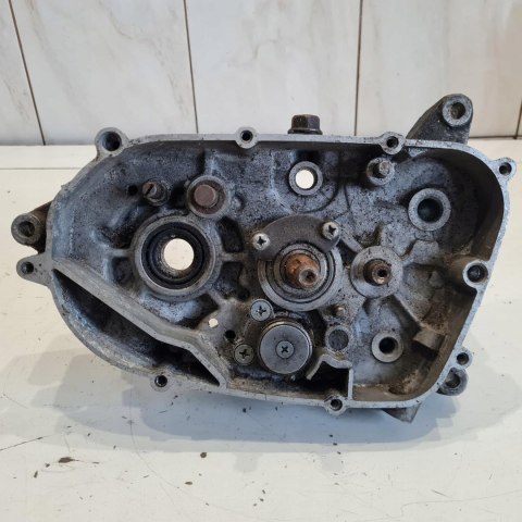YAMAHA RD 50 KARTER OBUDOWA SKRZYNIA BIEGÓW KOMPLET YAMAHA RD 50 KARTER OBUDOWA SKRZYNIA BIEGÓW KOMPLET