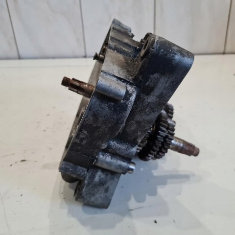 YAMAHA RD 50 KARTER OBUDOWA SKRZYNIA BIEGÓW KOMPLET YAMAHA RD 50 KARTER OBUDOWA SKRZYNIA BIEGÓW KOMPLET