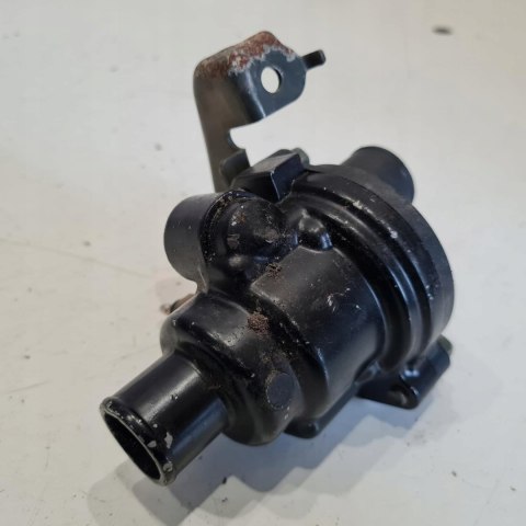 YAMAHA TRX 850 TERMOSTAT OBUDOWA CZUJNIK KPL YAMAHA TRX 850 TERMOSTAT OBUDOWA CZUJNIK KPL