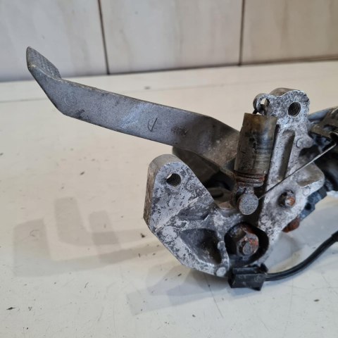 YAMAHA YZF 600 THUNDERCAT SET PODNÓŻEK POMPA HAMULCOWA KPL YAMAHA YZF 600 THUNDERCAT SET PODNÓŻEK POMPA HAMULCOWA KPL