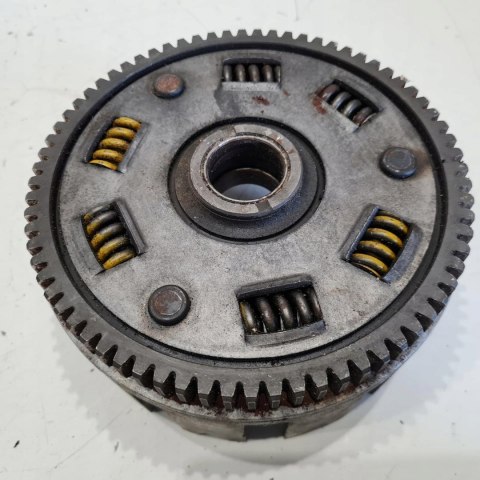 YAMAHA XZ 550 KOSZ SPRZĘGŁOWY ZEWNĘTRZNY YAMAHA XZ 550 KOSZ SPRZĘGŁOWY ZEWNĘTRZNY
