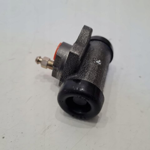 DAEWOO LANOS CYLINDEREK HAMULCOWY 12R0157 DAEWOO LANOS CYLINDEREK HAMULCOWY 12R0157