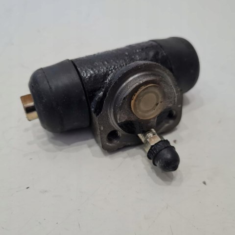 HYUNDAI PONY X-1 X-2 CYLINDEREK HAMULCOWY LPR 4150 HYUNDAI PONY X-1 X-2 CYLINDEREK HAMULCOWY LPR 4150