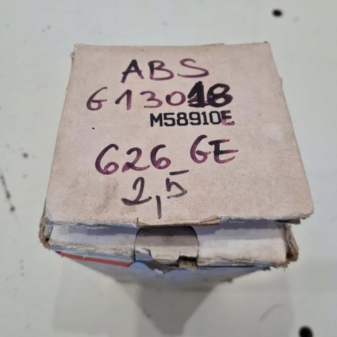 MAZDA 626 IV 2.5 V6 PRZEGUB NAPĘDOWY M58910E G13018 MAZDA 626 IV 2.5 V6 PRZEGUB NAPĘDOWY M58910E G13018