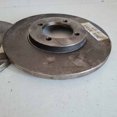 MITSUBISHI LANCER II TARCZA HAMULCOWA KOMPLET KAGER 37-0573 MITSUBISHI LANCER II TARCZA HAMULCOWA KOMPLET KAGER 37-0573