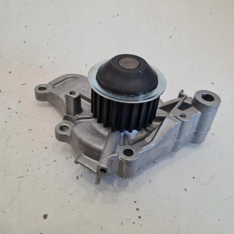 MITSUBISHI SPACE RUNNER 1.8 91-99 POMPA WODY MITSUBISHI SPACE RUNNER 1.8 91-99 POMPA WODY