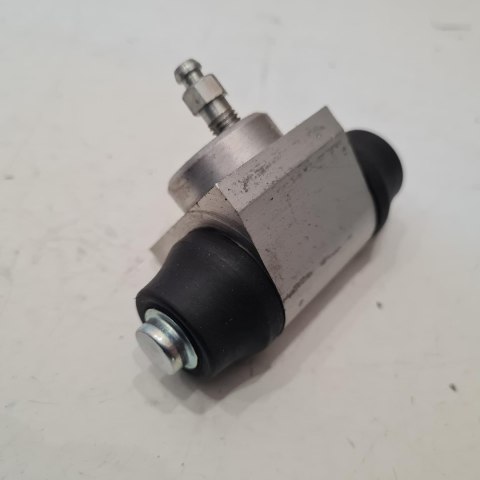 OPEL ASTRA F G VECTRA A B CYLINDEREK HAMULCOWY CIFAM 101-677 OPEL ASTRA F G VECTRA A B CYLINDEREK HAMULCOWY CIFAM 101-677
