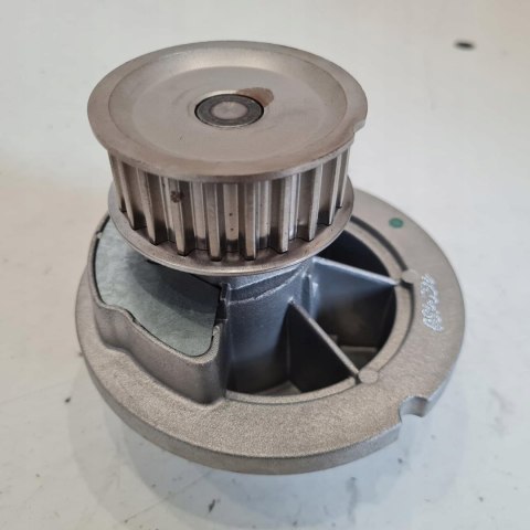 OPEL ASTRA G VECTRA B C ZAFIRA A B 1.4 1.6 16V POMPA WODY 85-7045 OPEL ASTRA G VECTRA B C ZAFIRA A B 1.4 1.6 16V POMPA WODY 85-7045