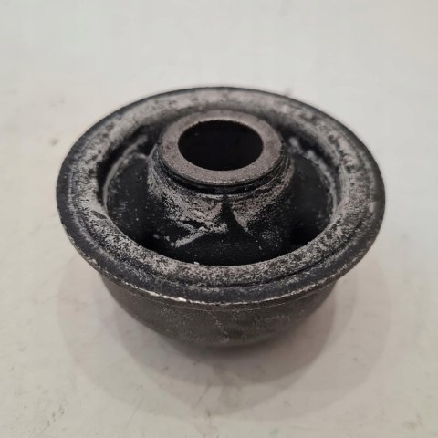 SEAT IBIZA II III TOLEDO I II SILENTBLOCK TULEJA WAHACZA FZ9066