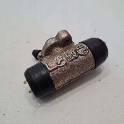 TOYOTA COROLLA E10 E11 E12 CYLINDEREK HAMULCOWY C52023 TOYOTA COROLLA E10 E11 E12 CYLINDEREK HAMULCOWY C52023