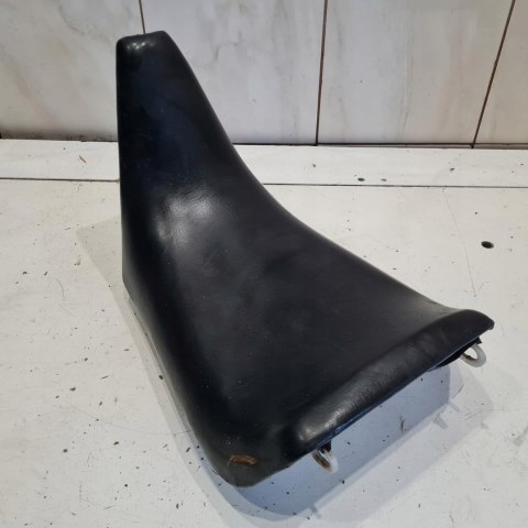 YAMAHA FZR 400 SIEDZENIE KANAPA FOTEL YAMAHA FZR 400 SIEDZENIE KANAPA FOTEL