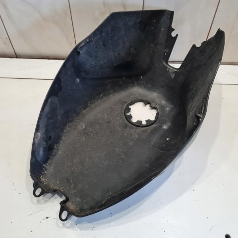 YAMAHA FZR 600 3HE NAKŁADKA NA BAK OSŁONA OWIEWKA YAMAHA FZR 600 3HE NAKŁADKA NA BAK OSŁONA OWIEWKA