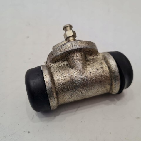 RENAULT MEGANE I CYLINDEREK HAMULCOWY MAXGEAR 19-0142 RENAULT MEGANE I CYLINDEREK HAMULCOWY MAXGEAR 19-0142