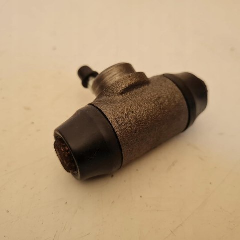 SKODA FAVORIT FELICIA CYLINDEREK HAMULCOWY DELPHI LW80014 SKODA FAVORIT FELICIA CYLINDEREK HAMULCOWY DELPHI LW80014