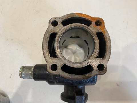 APRILIA SR LC 50 CYLINDER TŁOK 41MM APRILIA SR LC 50 CYLINDER TŁOK 41MM