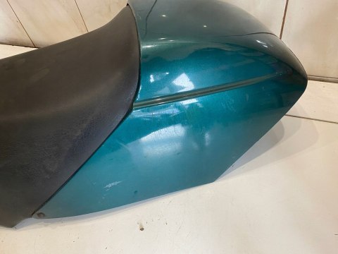 DERBI VAMOS 50 125 SIEDZENIE FOTEL KANAPA OWIEWKA OSŁONA PLASTIK