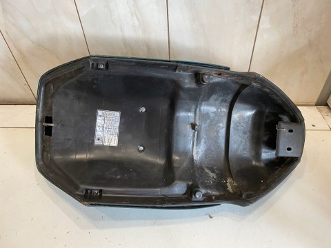 DERBI VAMOS 50 125 SIEDZENIE FOTEL KANAPA OWIEWKA OSŁONA PLASTIK