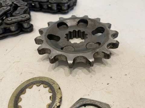 KAWASAKI GPZ 1100 UNI-TRAK U.T. UNITRAK TOP GUN NAPĘD ŁAŃCUCH ZĘBATKI KPL