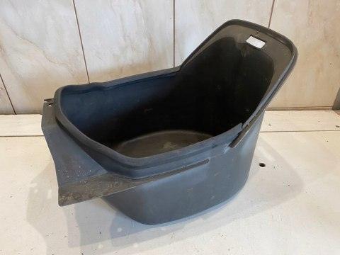 DERBI VAMOS 50 G BAGAŻNIK SCHOWEK POD SIEDZENIE KUFER DERBI VAMOS 50 G BAGAŻNIK SCHOWEK POD SIEDZENIE KUFER