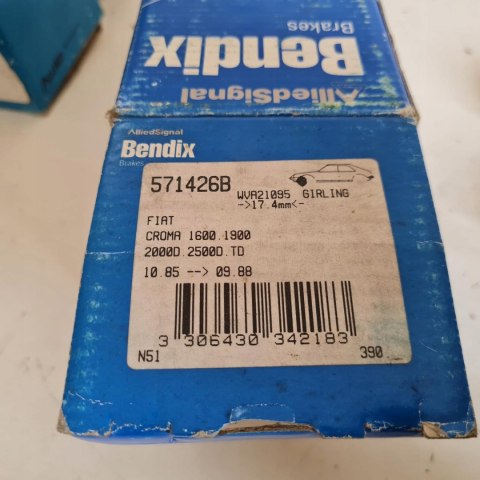 FIAT CROMA 85-88 KLOCKI HAMULCOWE KPL BENDIX 571426B FIAT CROMA 85-88 KLOCKI HAMULCOWE KPL BENDIX 571426B