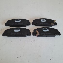 HONDA CIVIC IV KLOCKI HAMULCOWE KPL BENDIX 572284B