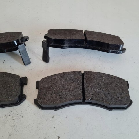 MAZDA 626 GD GV KLOCKI HAMULCOWE KPL BENDIX 572336B MAZDA 626 GD GV KLOCKI HAMULCOWE KPL BENDIX 572336B