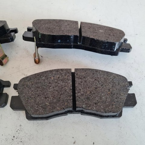 MITSUBISHI GALANT IV V VI ECLIPSE I II KLOCKI HAMULCOWE KPL BENDIX 572282B MITSUBISHI GALANT IV V VI ECLIPSE I II KLOCKI HAMULCOWE KPL BENDIX 572282B