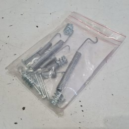 PEUGEOT 206 ZESTAW MONTAŻOWY SZCZĘK HAMULCOWYCH QUICK BRAKE 105-0830