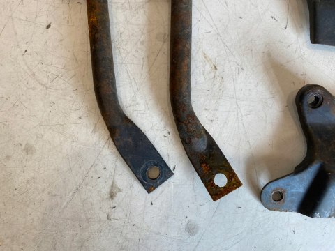 SUZUKI GSXF GSX 600F GSX-F 600 750 KOMPLET UCHWYTÓW UCHWYTY MOCOWANIA SUZUKI GSXF GSX 600F GSX-F 600 750 KOMPLET UCHWYTÓW UCHWYTY MOCOWANIA
