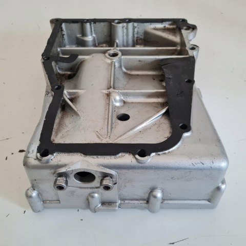 YAMAHA TDM 850 MISA MISKA OLEJU POKRYWA OBUDOWA OSŁONA DEKIEL KAPA YAMAHA TDM 850 MISA MISKA OLEJU POKRYWA OBUDOWA OSŁONA DEKIEL KAPA