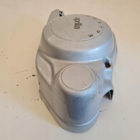 APRILIA CLASSIC 125 ROTAX POKRYWA OSŁONA DEKIEL KAPA OBUDOWA