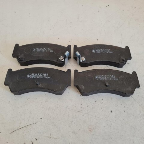 NISSAN 200 SX ALMERA 96> KLOCKI HAMULCOWE KPL RAICAM 1.658.0 NISSAN 200 SX ALMERA 96> KLOCKI HAMULCOWE KPL RAICAM 1.658.0