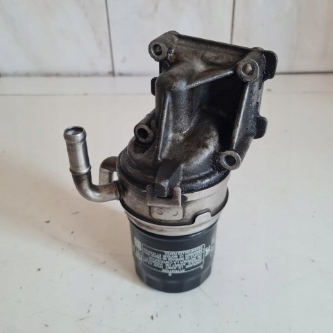 SUZUKI GSXR 600 SRAD PODSTAWA CHŁODNICZKA OLEJU SUZUKI GSXR 600 SRAD PODSTAWA CHŁODNICZKA OLEJU