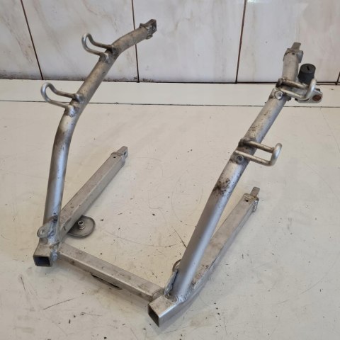 SUZUKI GSXR 600 SRAD STELAŻ RAMA TYŁ OGONA ZADUPKA SUZUKI GSXR 600 SRAD STELAŻ RAMA TYŁ OGONA ZADUPKA