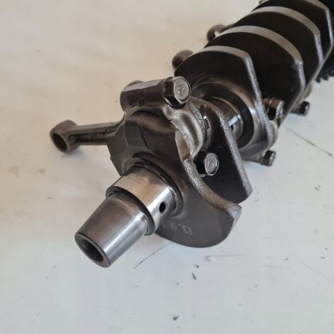 SUZUKI GSXR 600 SRAD WAŁ KORBOWY KORBOWODY KPL SUZUKI GSXR 600 SRAD WAŁ KORBOWY KORBOWODY KPL
