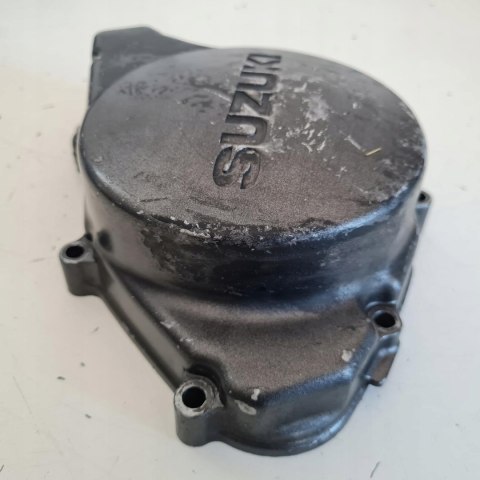 SUZUKI RG 125 DEKIEL KAPA POKRYWA OBUDOWA OSŁONA SUZUKI RG 125 DEKIEL KAPA POKRYWA OBUDOWA OSŁONA