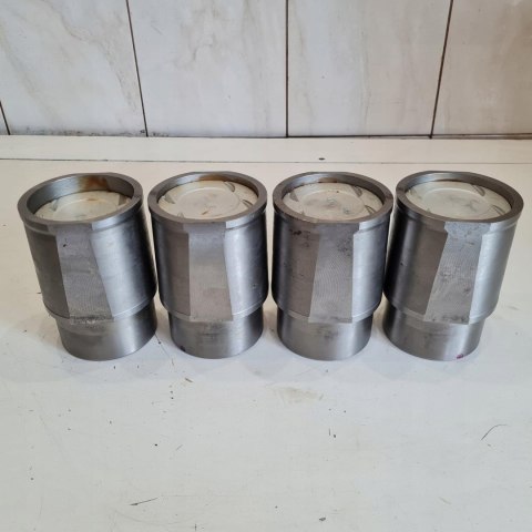 CITROEN XANTIA XSARA PEUGEOT 306 406 1.8 16V TULEJE TŁOKI KPL 0111.Y7 OE CITROEN XANTIA XSARA PEUGEOT 306 406 1.8 16V TULEJE TŁOKI KPL 0111.Y7 OE