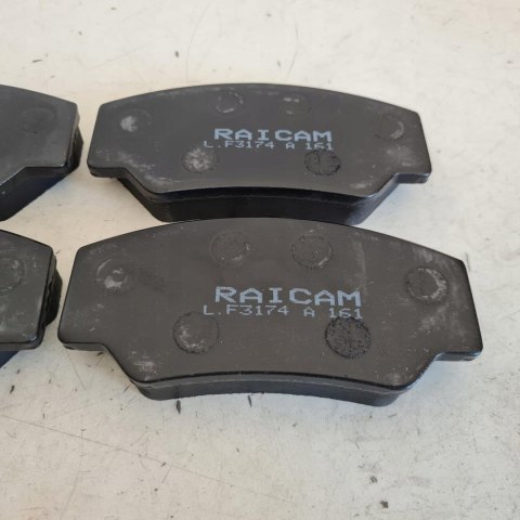 FORD TRANSIT 86> KLOCKI HAMULCOWE KPL RAICAM 1.317.0